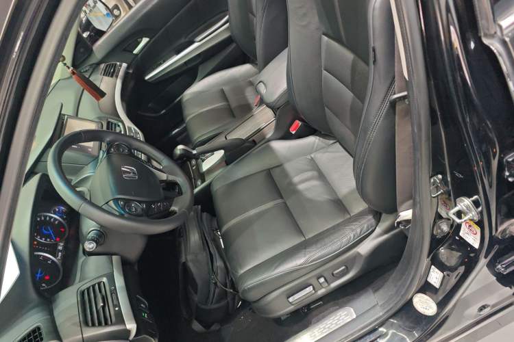 Used Honda Crosstour 2014 2.4L Luxury Edition
