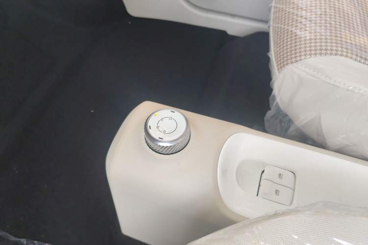 TDK.VehicleDetails.img