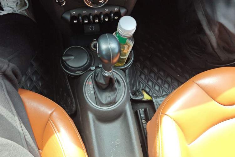 Used  MINI 2011 1.6L COOPER Fun
