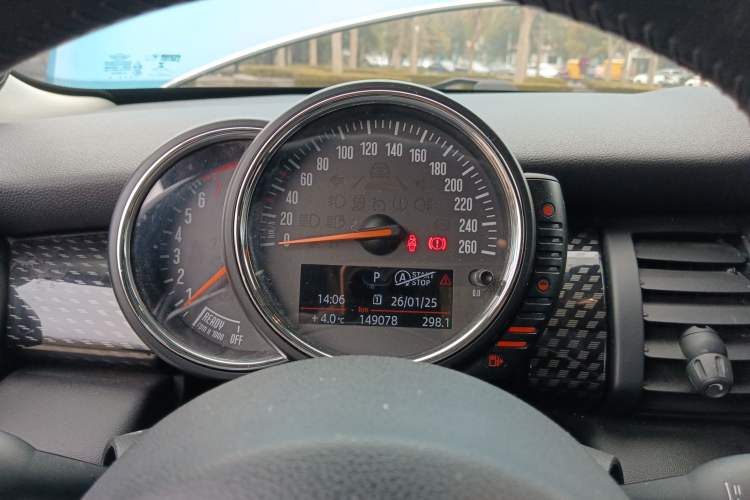 Used  MINI 2015 2.0T COOPER S Five-Door Edition
