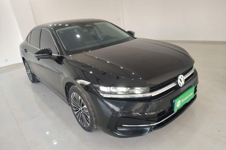 Used Volkswagen Magotan 2024 380TSI DSG Prestige Edition DaMai Package

