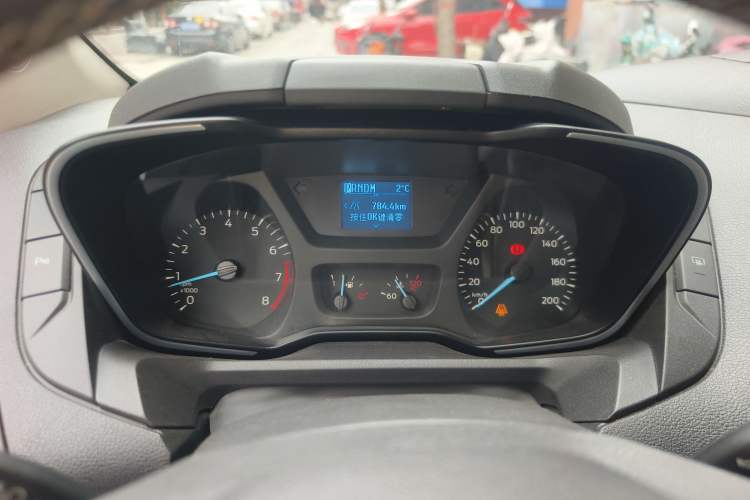 Used Ford Tourneo Custom 2017 2.0T Automatic Elite Version
