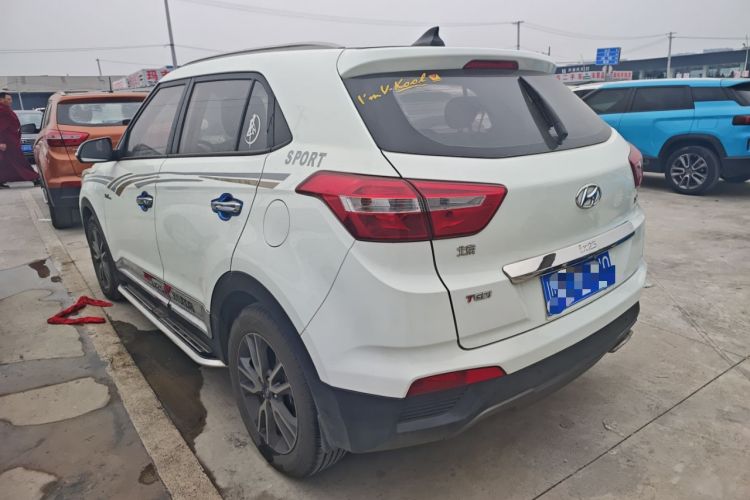 Used Hyundai ix25 2016 1.6T Dual-Clutch Two-Wheel Drive Smart GLS Model
