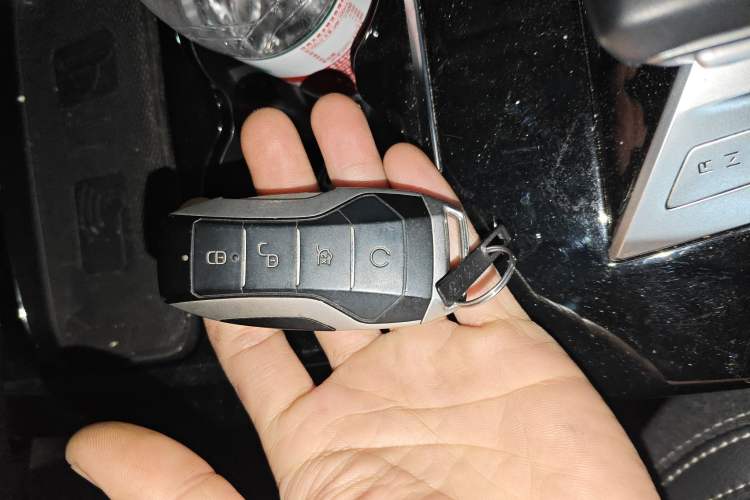 Used BYD Song Pro New Energy 2019 DM 1.5T Four-Wheel Drive Performance Edition Deluxe Model
