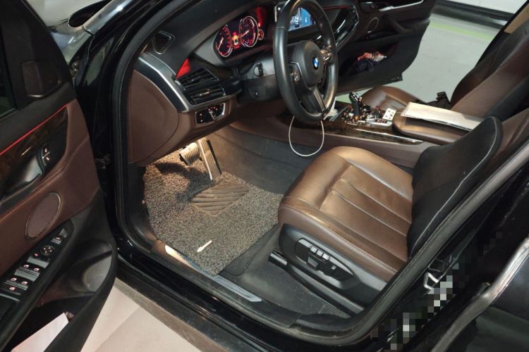 Used BMW X5 2018 xDrive28i
