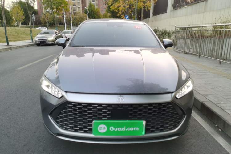 Used BYD Qin PLUS 2021 DM-i 120KM Flagship Model

