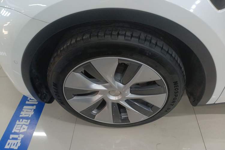 Used Tesla Model Y 2022 Rear-Wheel-Drive Version