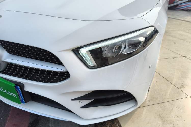 Used Mercedes-Benz A-Class 2021 A 200 L Sport Sedan Fashion Model
