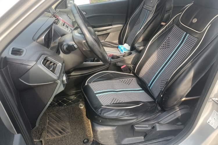 Used Ford Escort 2015 1.5L Manual Fashion Edition
