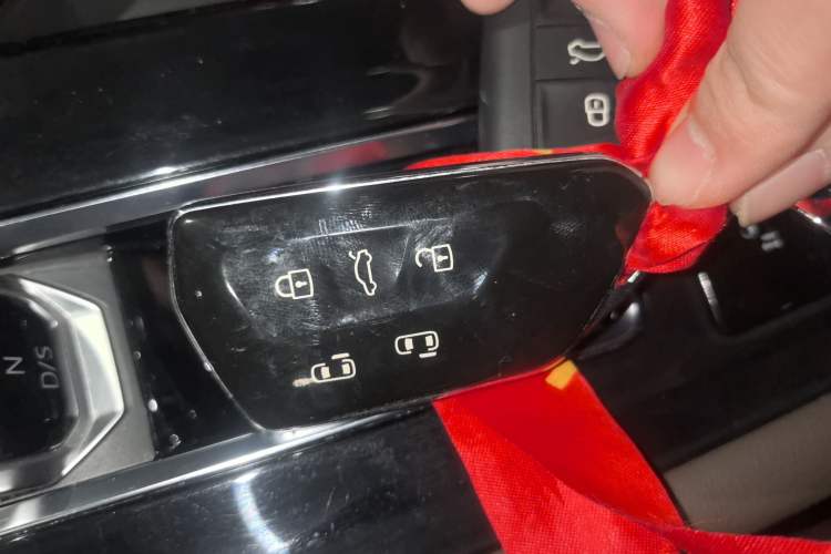 Used Volkswagen Viloran 2023 380TSI Luxury Edition