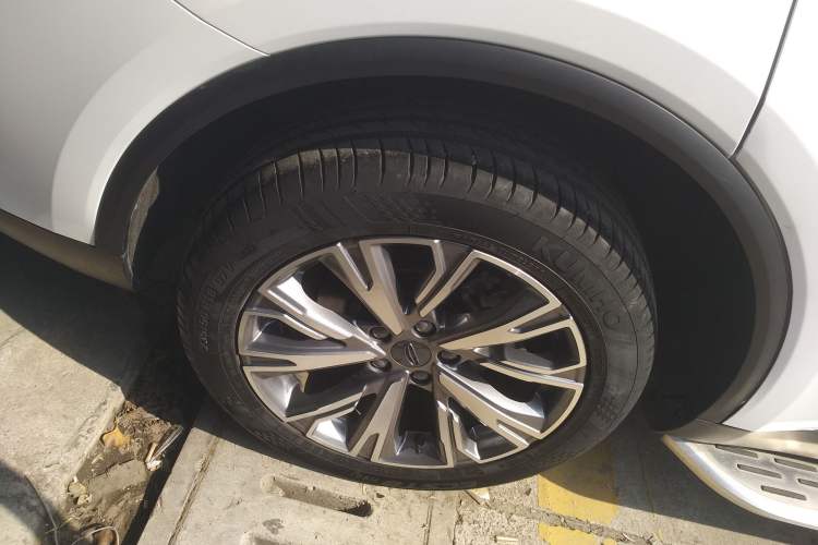 Used Geely Auto Jiajie 2023 Geely Jiaji L 1.5TD DCT Luxury Model
