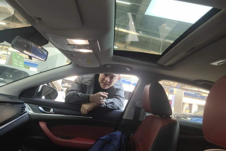 Used Changan Eado 2019 Blue Whale Edition 280T GDI DCT High-Speed Model
