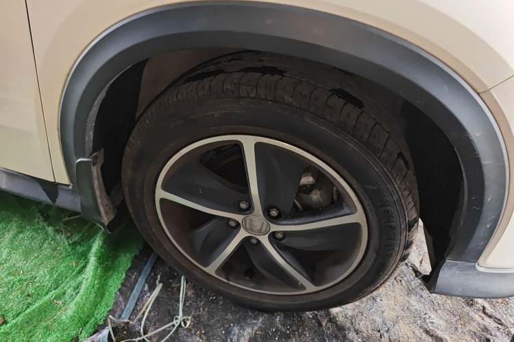 Used Honda Vezel 2020 1.5L CVT Pioneer Edition