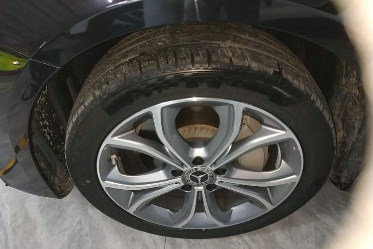 Used Mercedes-Benz E-Class 2020 E 300 L Sporty and Stylish Model
