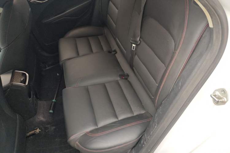 Used Geely Auto Binray 2019 200T Manual Binchi Edition