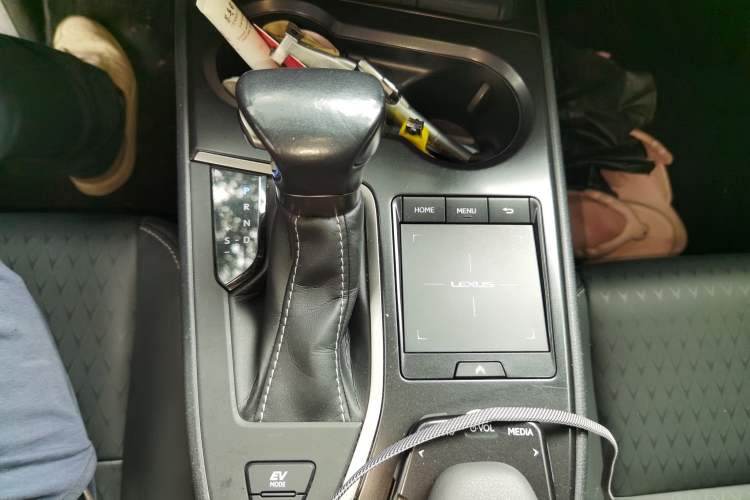 Used Lexus UX 2020 260h Explore & Adventure Edition