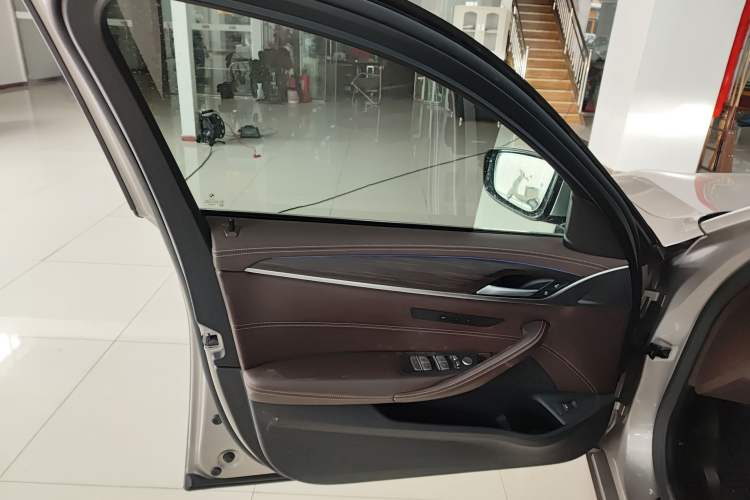 Used BMW 5 Series 2020 530Li Leading Edition Luxury Package
