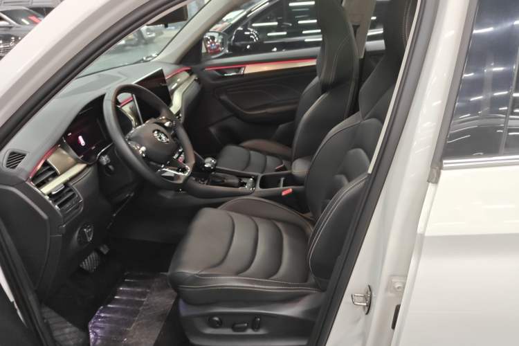 Used Skoda Kodiaq 2022 TSI330 5-Seater Two-Wheel-Drive Luxury Edition
