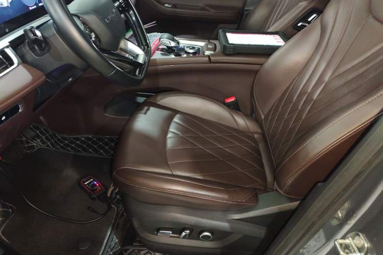 Used Chery Tiggo 8 PRO 2024 Champion Edition 290T Two-Wheel Drive Peak Version 7 Seats