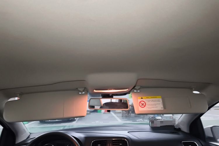 Used Volkswagen Polo 2014 1.6L Automatic Comfort Edition
