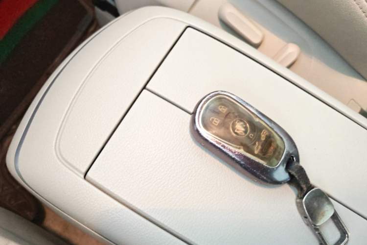 Used Buick GL8 2021 Land Cruiser Executive 652T Premium Model
