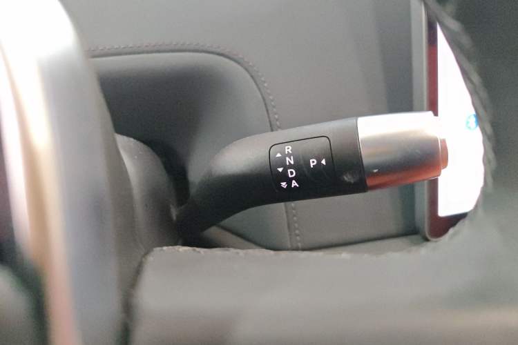 Used Li Auto L8 2023 Air model
