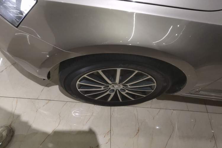 Used Skoda Octavia 2019 1.5L Automatic Smart Drive Luxury Edition China VI Standard