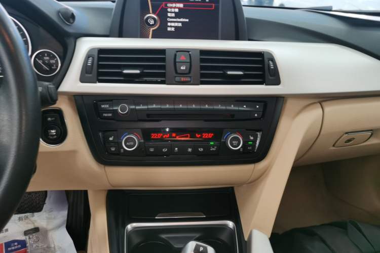 Used BMW 3 Series 2014 320i Sport Edition