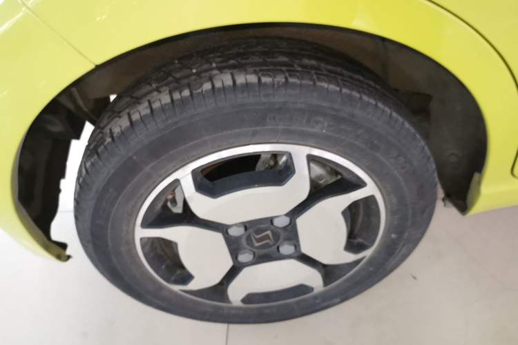 Used SOL E10X 2021 302 km Range Luxury Version 30.2 kWh
