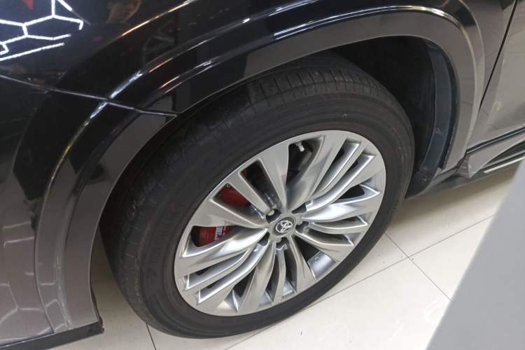 Used Toyota Highlander 2022 Dual-Engine 2.5L Four-Wheel Drive Prestige Version 7 Seats