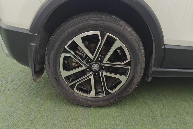 Used Venucia T60 2018 1.6L CVT Smart & Fun Version China VI Standard
