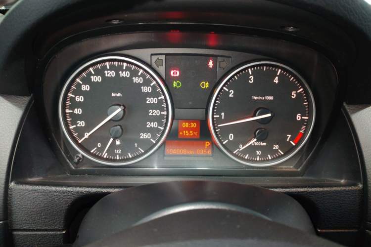 Used BMW X1 2014 sDrive18i Leading Model
