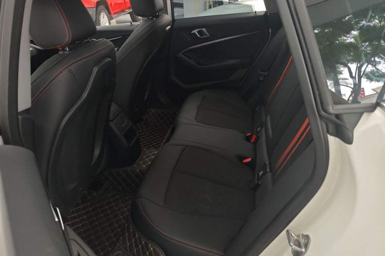 Used BMW 2 Series 2023 225i Four-Door Coupe M Sport Package
