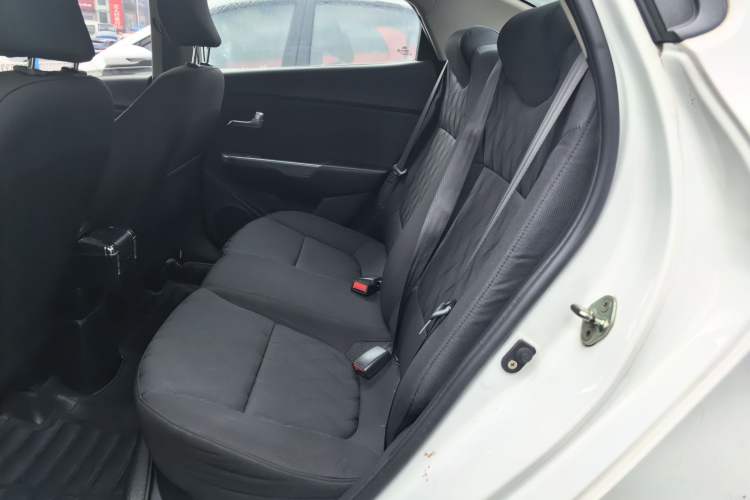 Used Kia K2 2015 Sedan 1.4L Automatic GLS