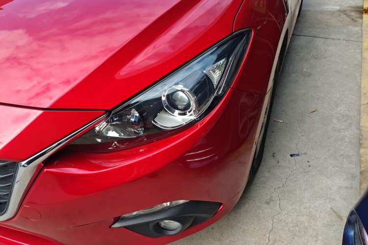 Used Mazda Mazda 3 Axela 2016 Sedan 1.5L Automatic Comfort Model