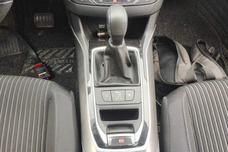 Used Peugeot 408 2014 1.8L Automatic Luxury Edition