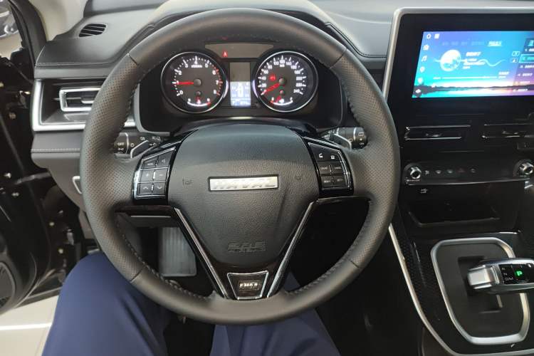 Used Haval M6 2023 PLUS 1.5T DCT Luxury Smart Connectivity Model
