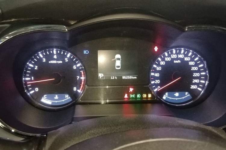 Used Kia K5 2014 2.0L Automatic LUXURY