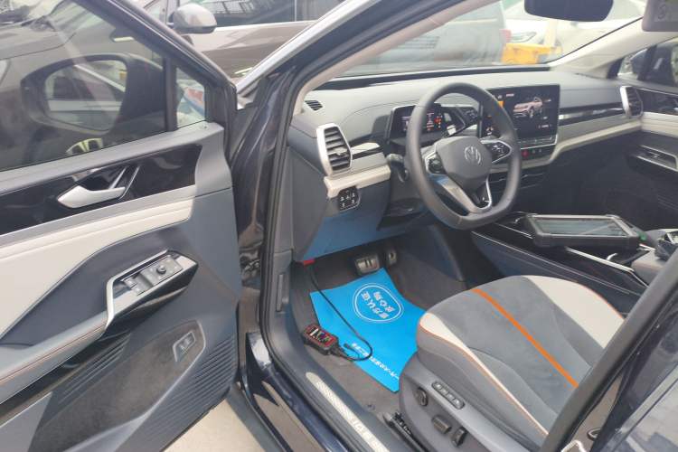 Used Volkswagen ID.6 CROZZ 2022 Long-Range PRO Edition