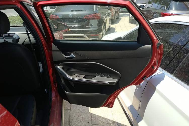 Used Chery Tiggo 3X 2021 PLUS 1.5L CVT Thrilling Red Date Edition
