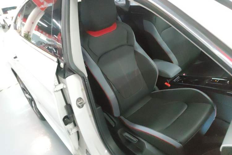 Used Volkswagen Lamando 2022 Lavida L 280TSI DSG Cool & Spicy Edition
