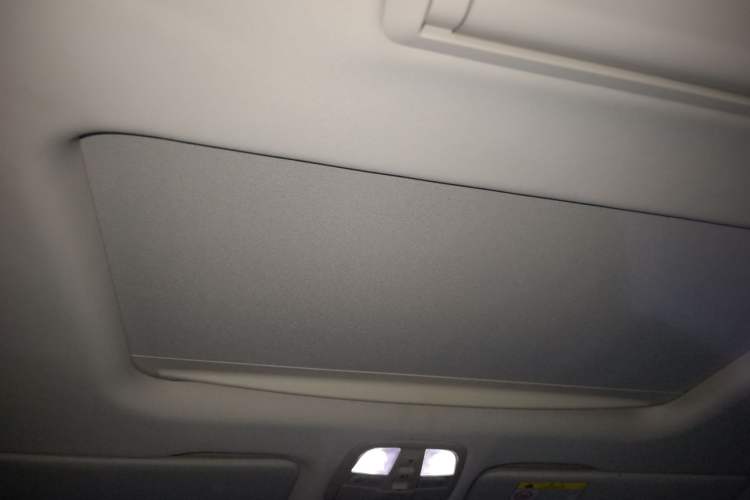 Used SAIC MAXUS G20 2021 PLUS 2.0T Gasoline Automatic ZhiZun Edition