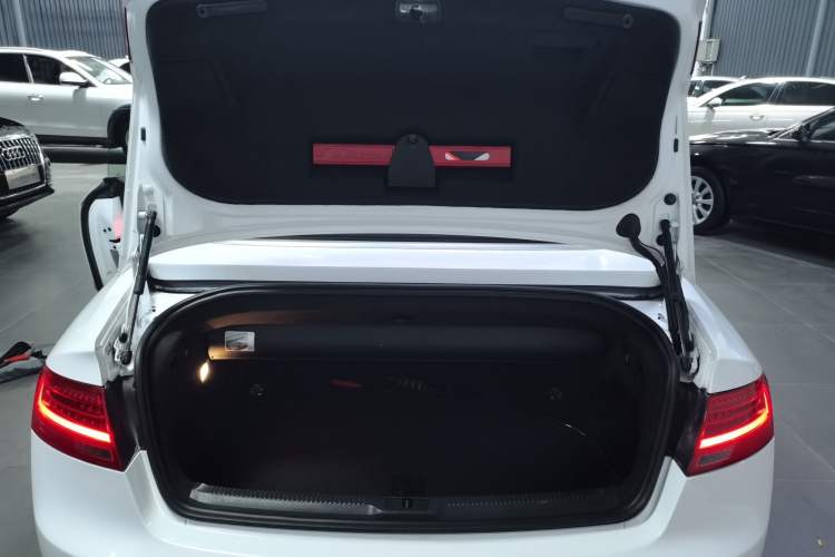 Used Audi A5 2013 Cabriolet 40 TFSI
