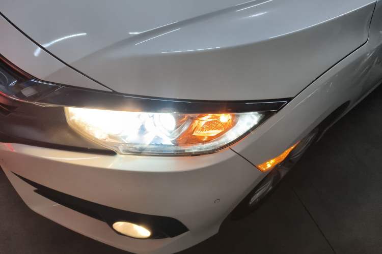 Used Honda Civic 2016 180TURBO CVT Comfort Version
