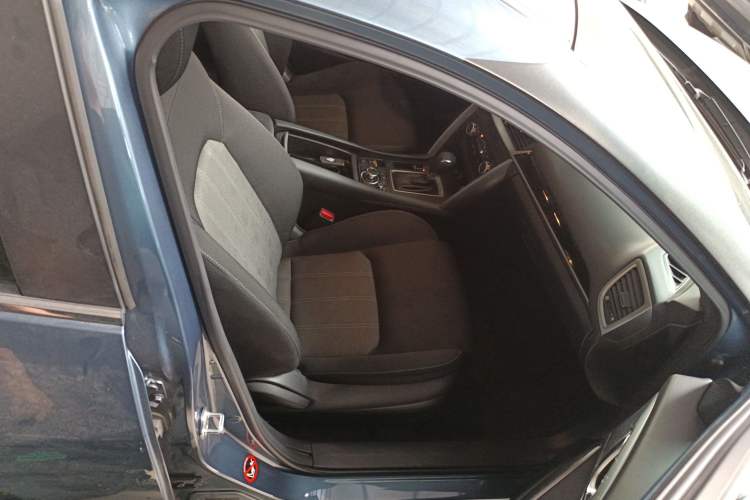 Used Mazda CX-4 2018 2.0L Automatic Two-Wheel Drive Blue Sky Exploration Version China V Standard
