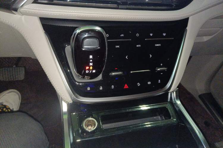 Used Buick GL8 2023 ES Lu Zun Comfort Model
