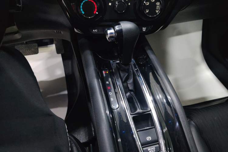 Used Honda Vezel 2020 1.5L CVT Pioneer Edition