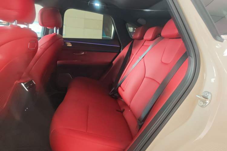 Used Hima AITO M5 2025 Extended-Range Ultra All-Wheel-Drive Version
