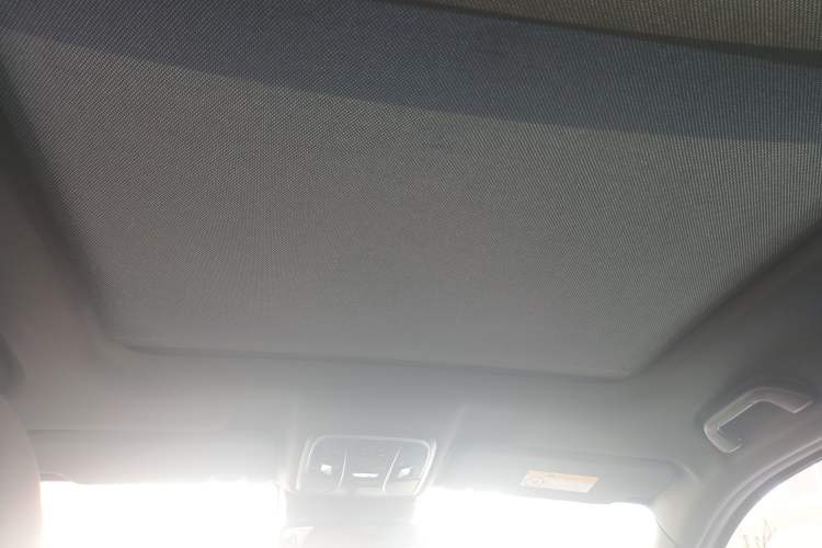 Used Haval H6 2017 Red Label 2.0T Automatic Two-Wheel Drive ZhiShang Model