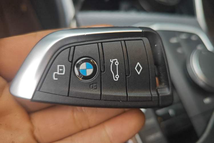 Used BMW i3 2024 eDrive 40 L Midnight Edition
